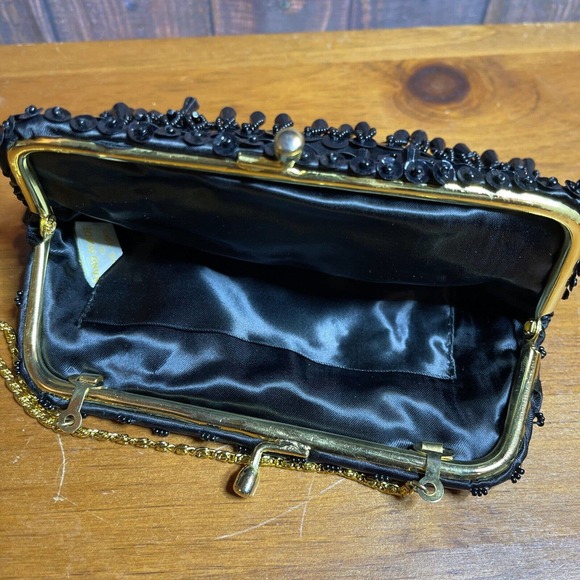 Clutch Bag Black Beaded Evening Clutch Made Hong Kong MCM Kiss Lock Gold Chain - Picture 3 of 5